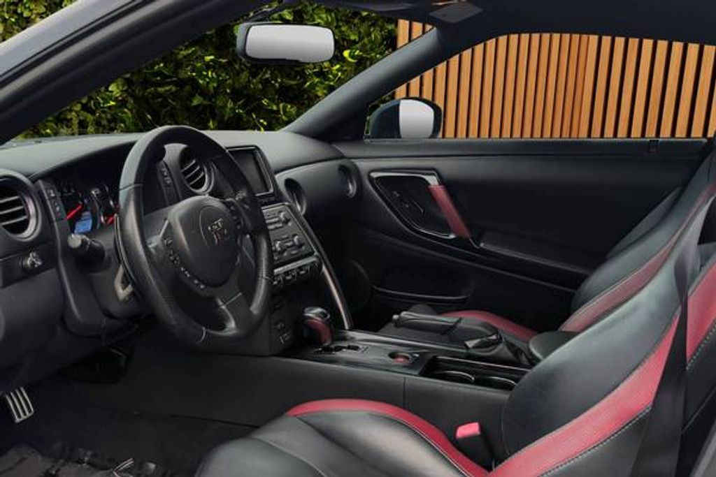 2013 NISSAN GT-R - photo 30