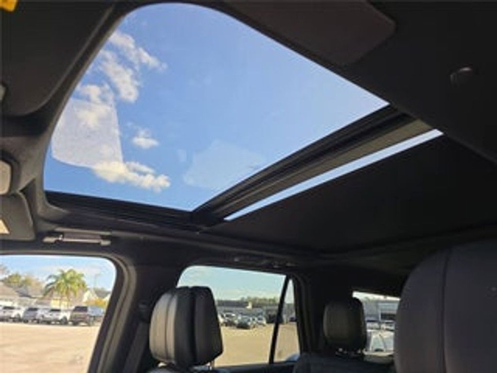 2026 LINCOLN Navigator L - photo 25