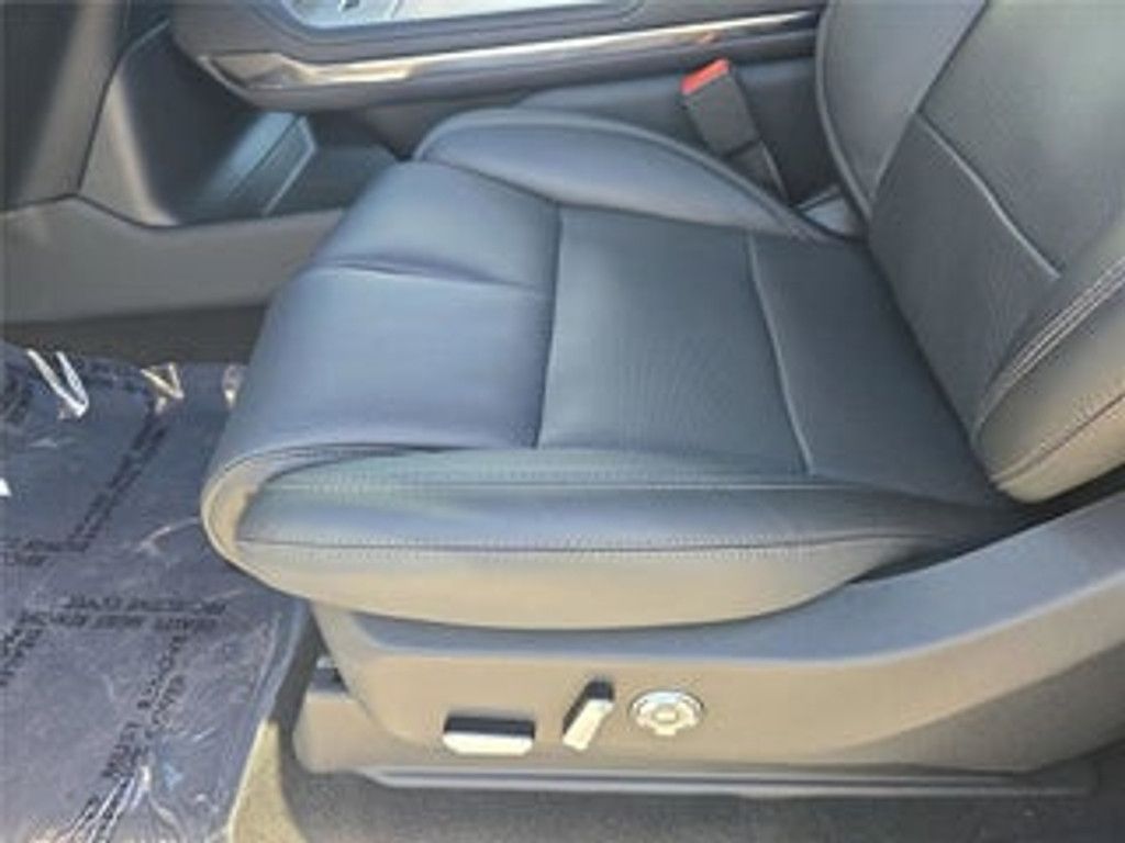 2026 LINCOLN Navigator L - photo 18