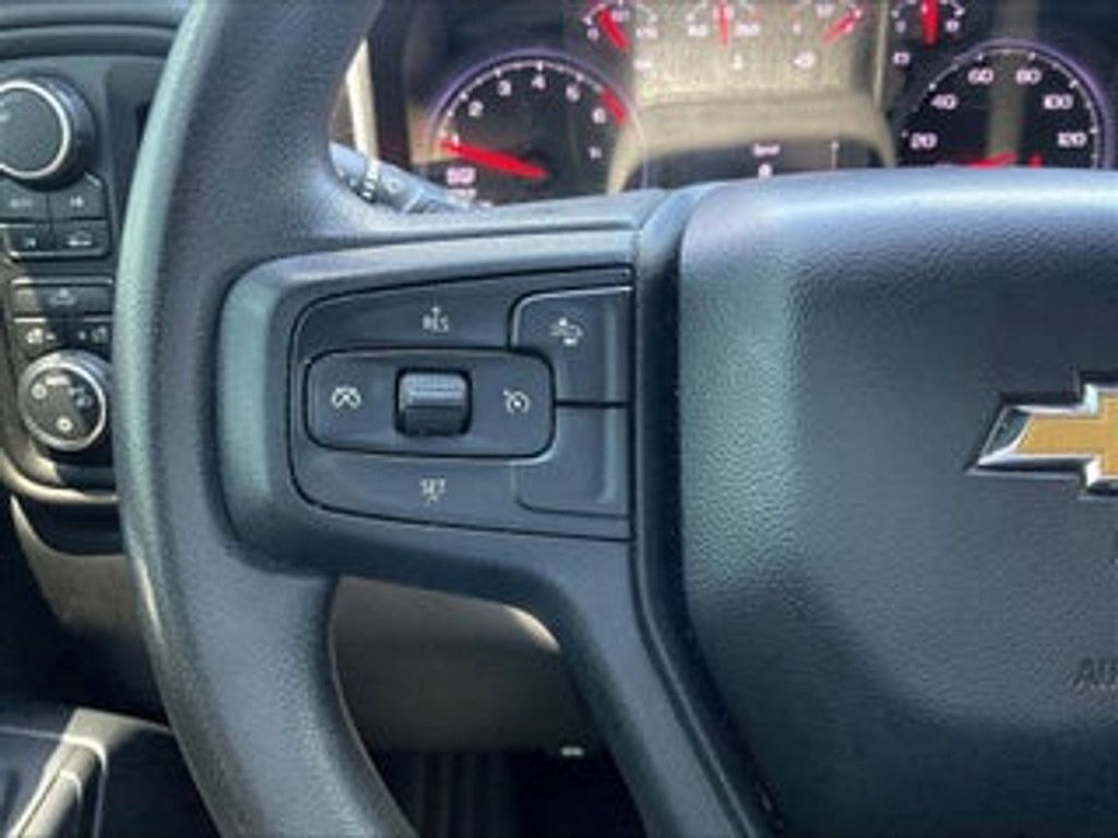 2023 CHEVROLET Silverado - photo 22