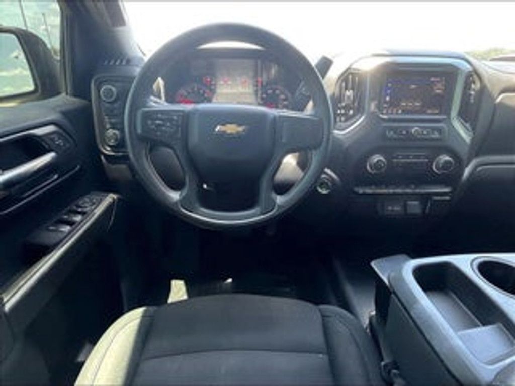 2023 CHEVROLET Silverado - photo 11