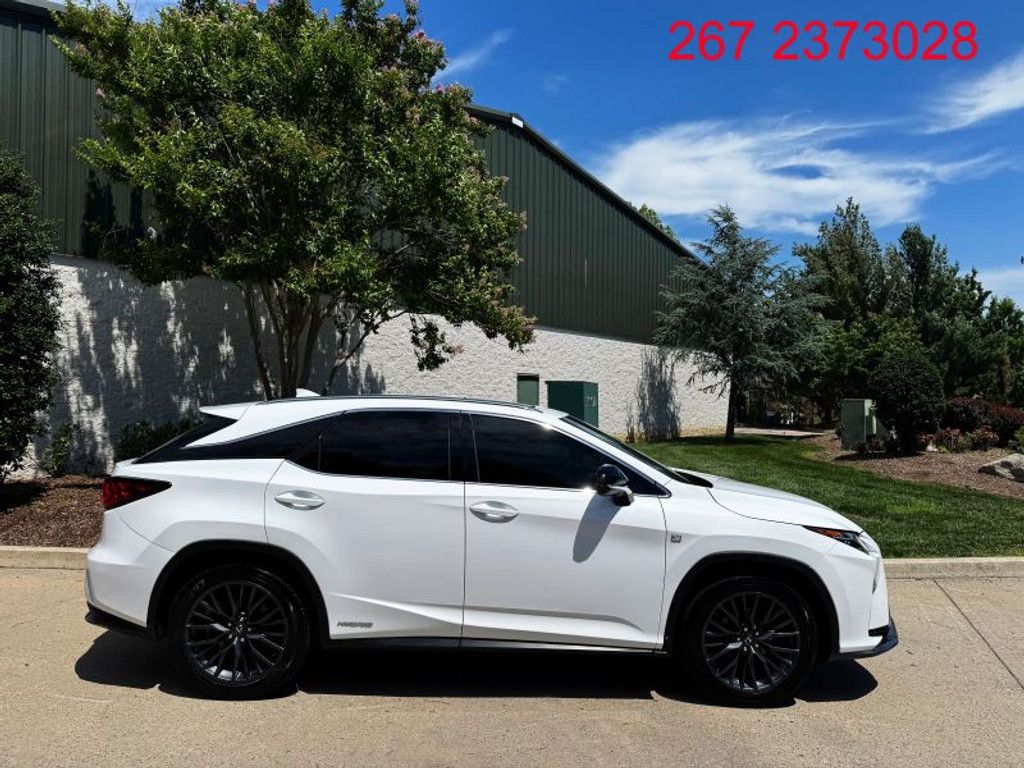 2019 LEXUS RX - photo 2