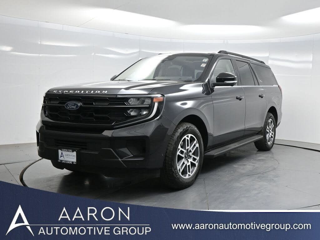 2025 Ford Expedition MAX Active