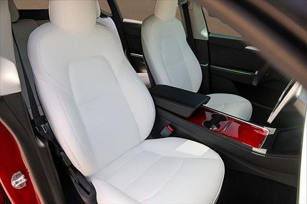 2023 TESLA Model Y - photo 27