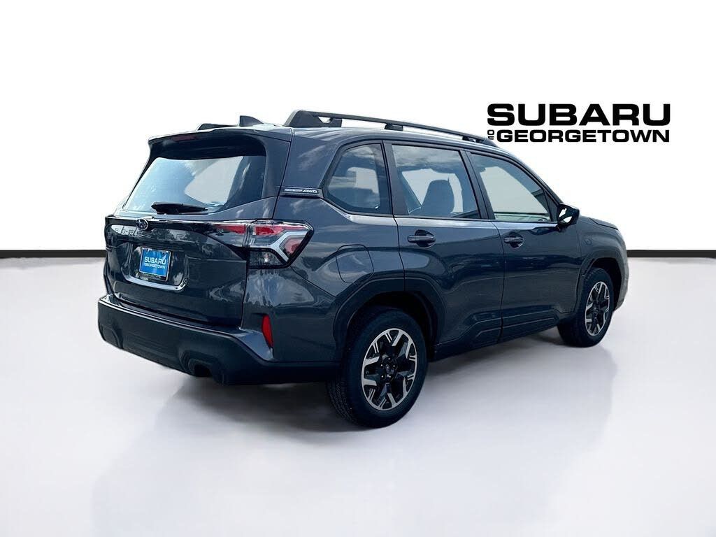 2025 SUBARU Forester - photo 16