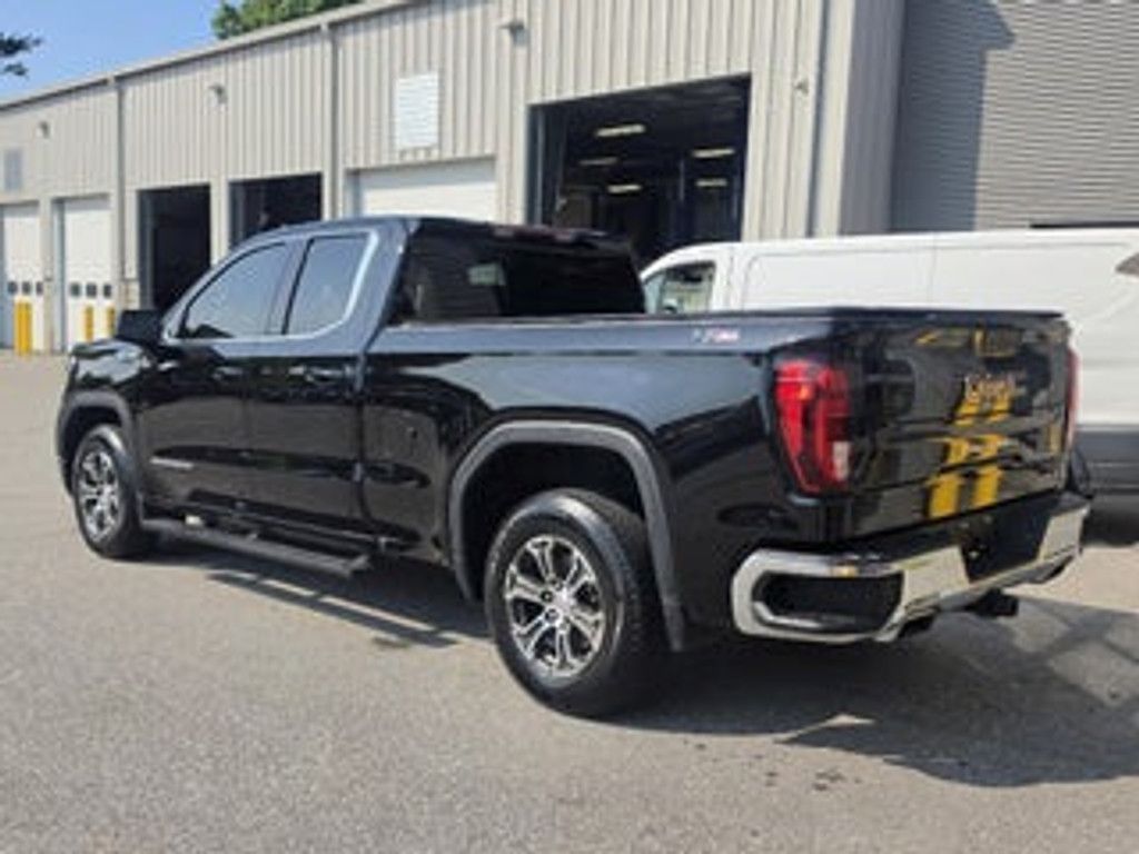 2021 GMC Sierra - photo 17