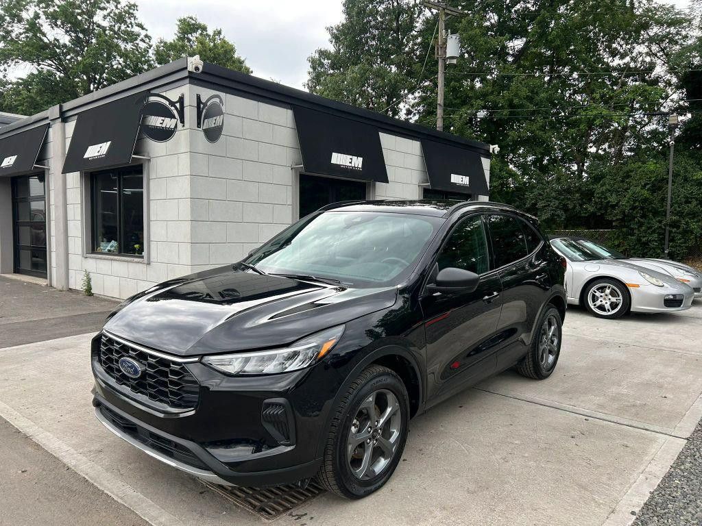 2025 FORD Escape ST Line for sale at EM Motorcars