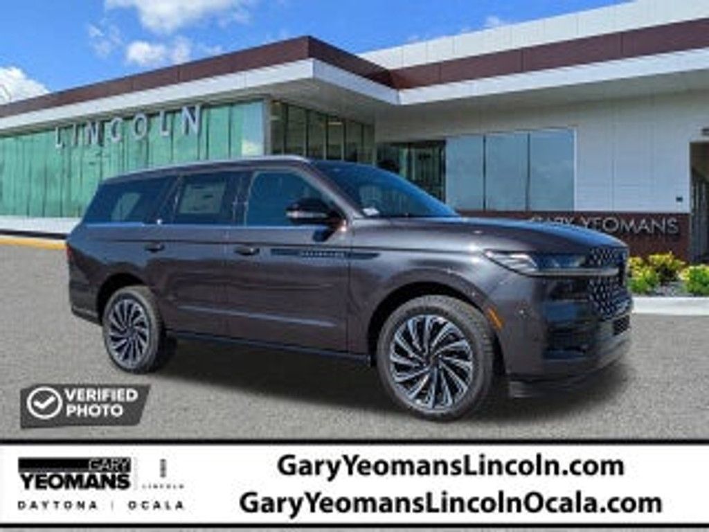 2027 Lincoln Navigator Premier