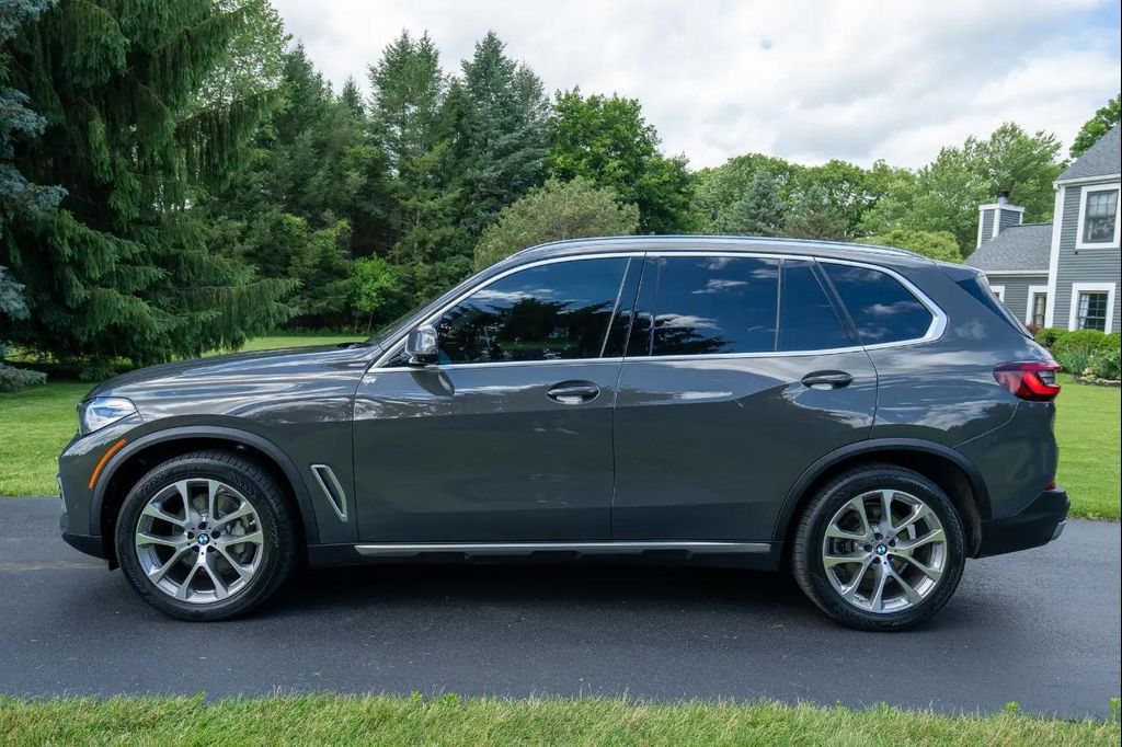 2022 BMW X5 - photo 6