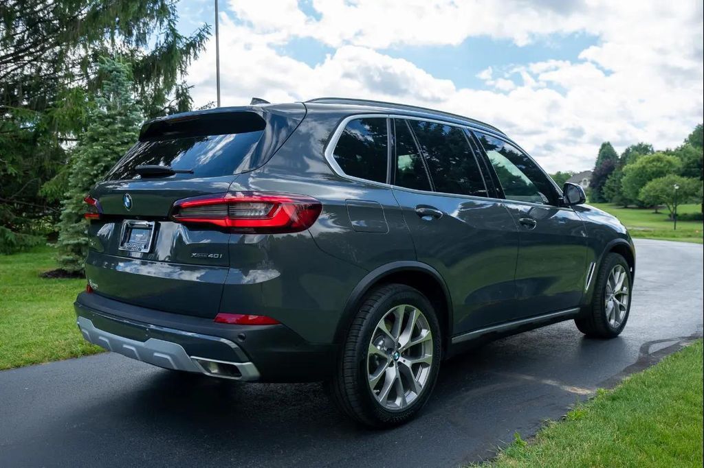 2022 BMW X5 - photo 3