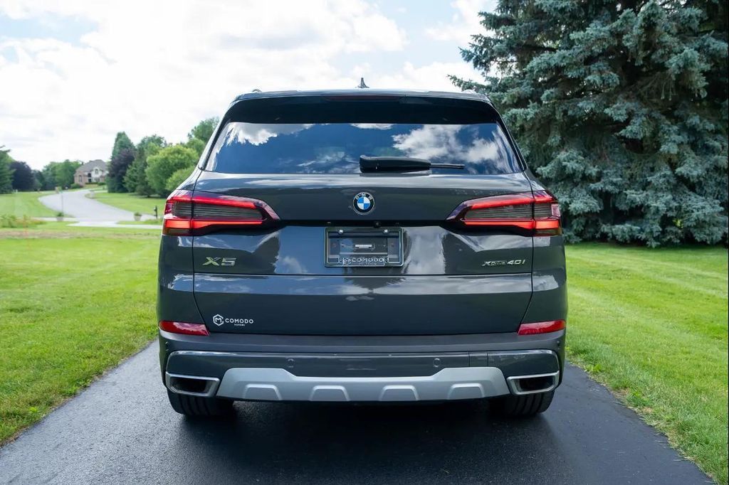 2022 BMW X5 - photo 4