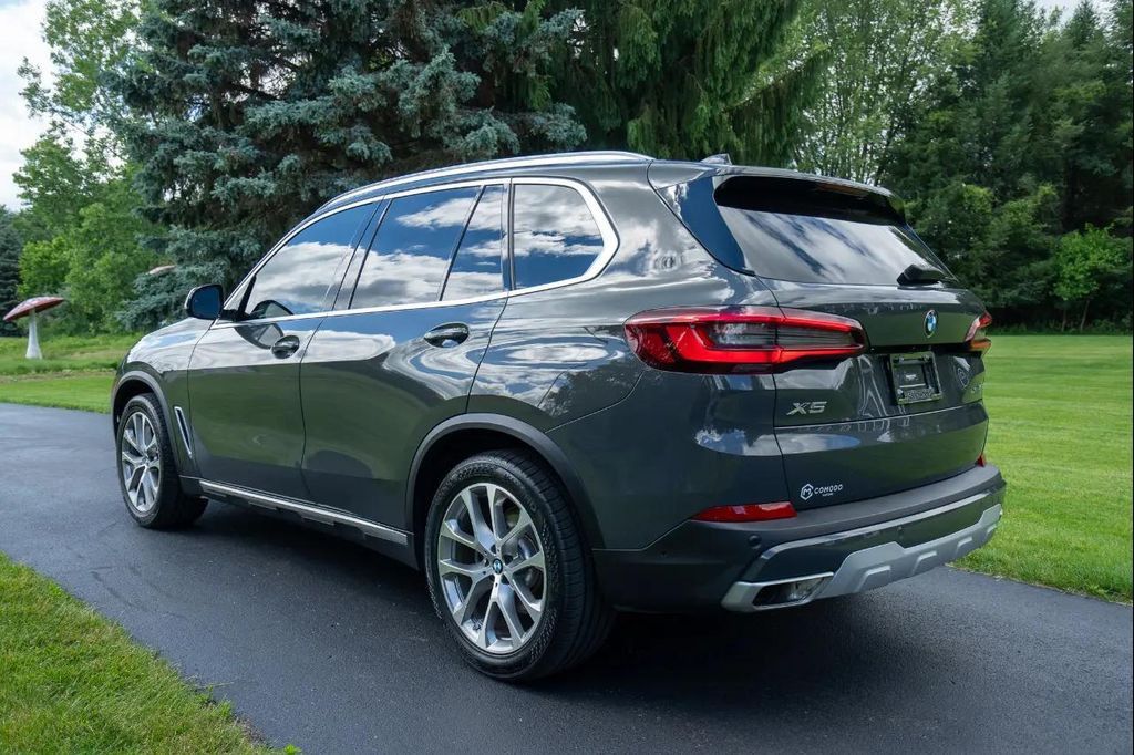 2022 BMW X5 - photo 5