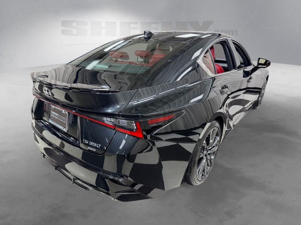 2024 LEXUS IS - photo 16