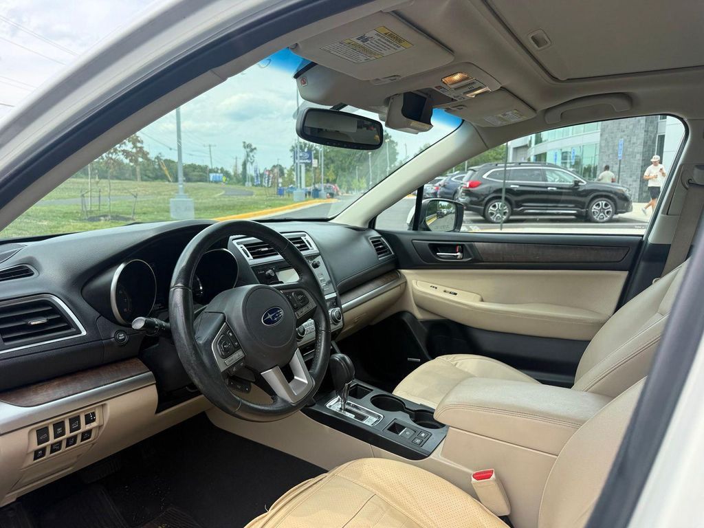 2016 SUBARU Outback - photo 16