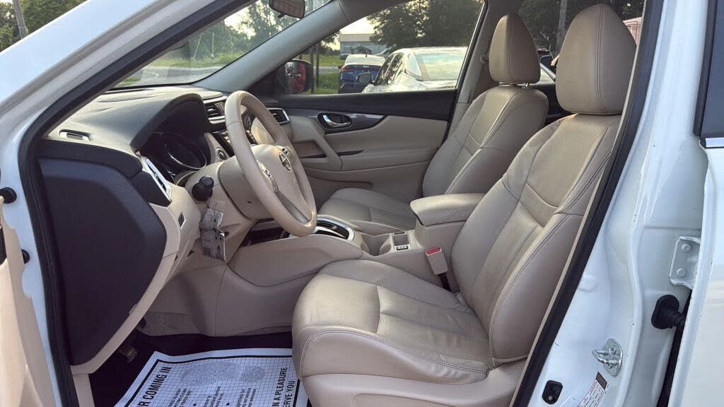 2015 NISSAN Rogue - photo 9