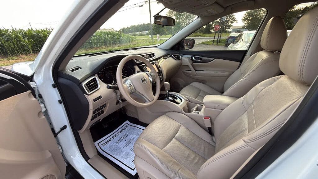 2015 NISSAN Rogue - photo 10