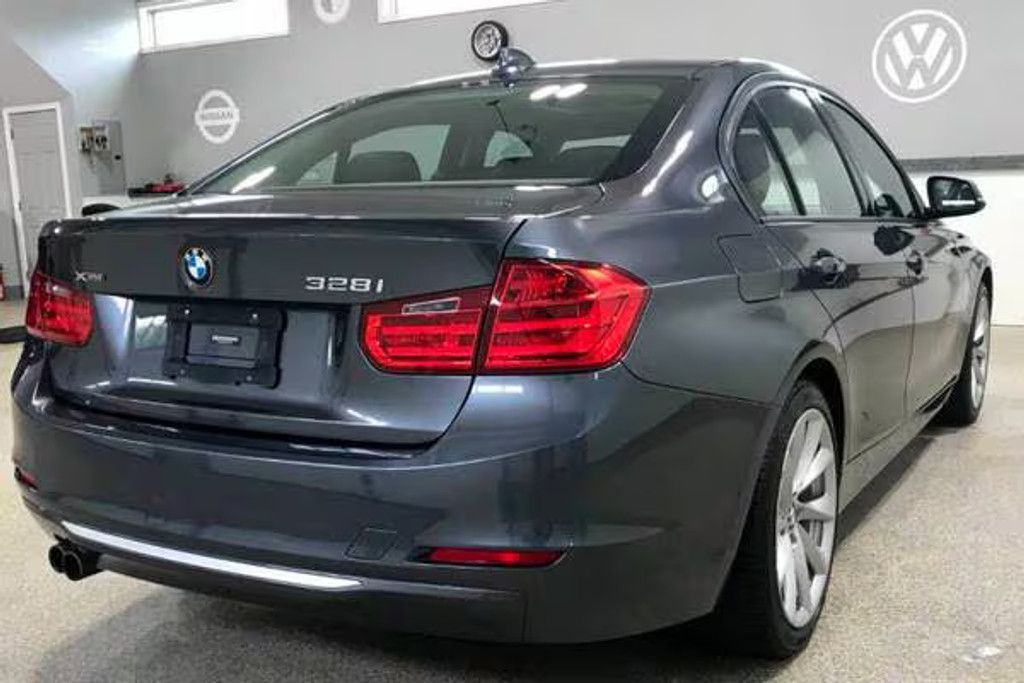 2013 BMW 328i - photo 3