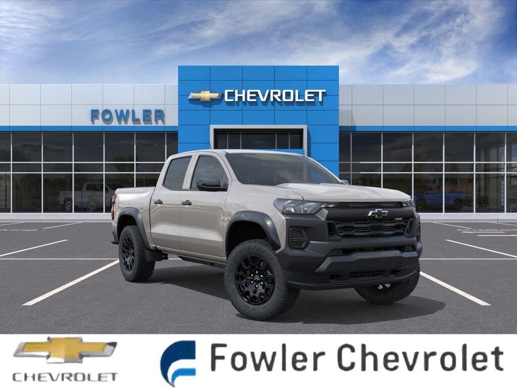 2026 CHEVROLET Colorado - main photo