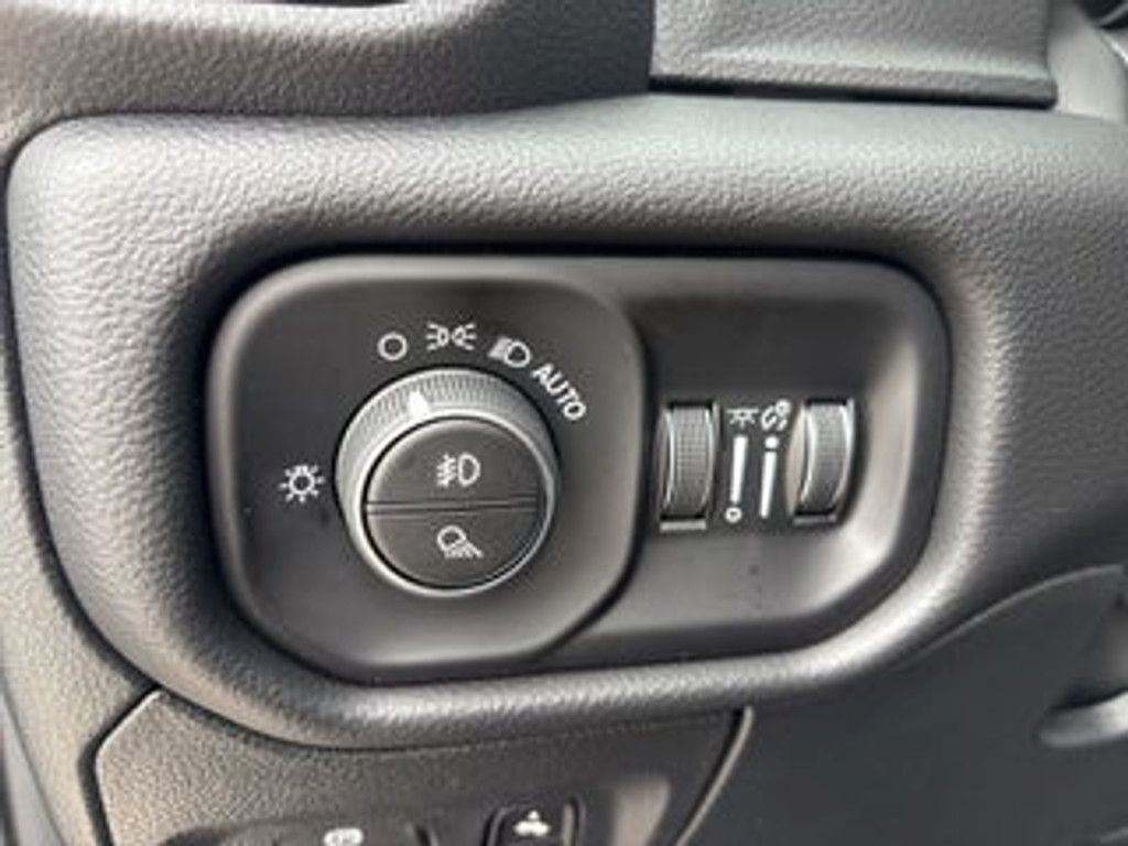 2026 RAM 1500 - photo 22