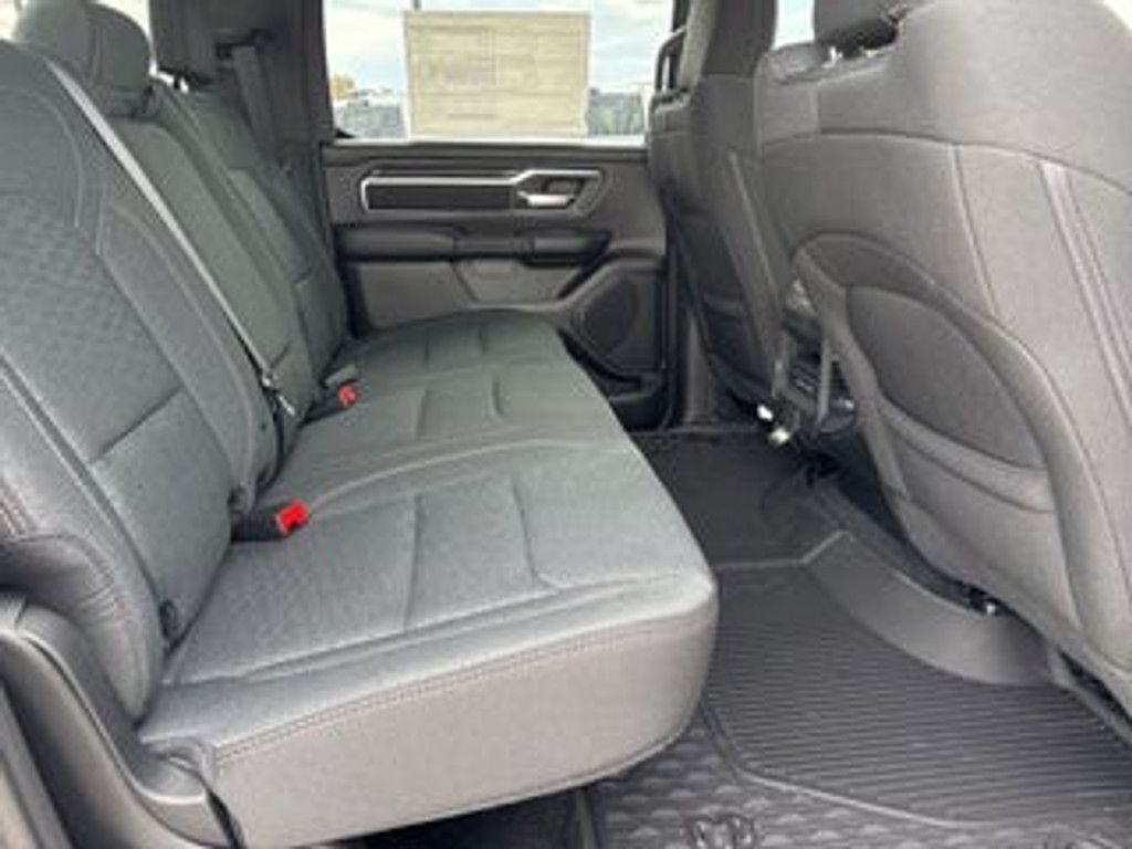 2026 RAM 1500 - photo 30