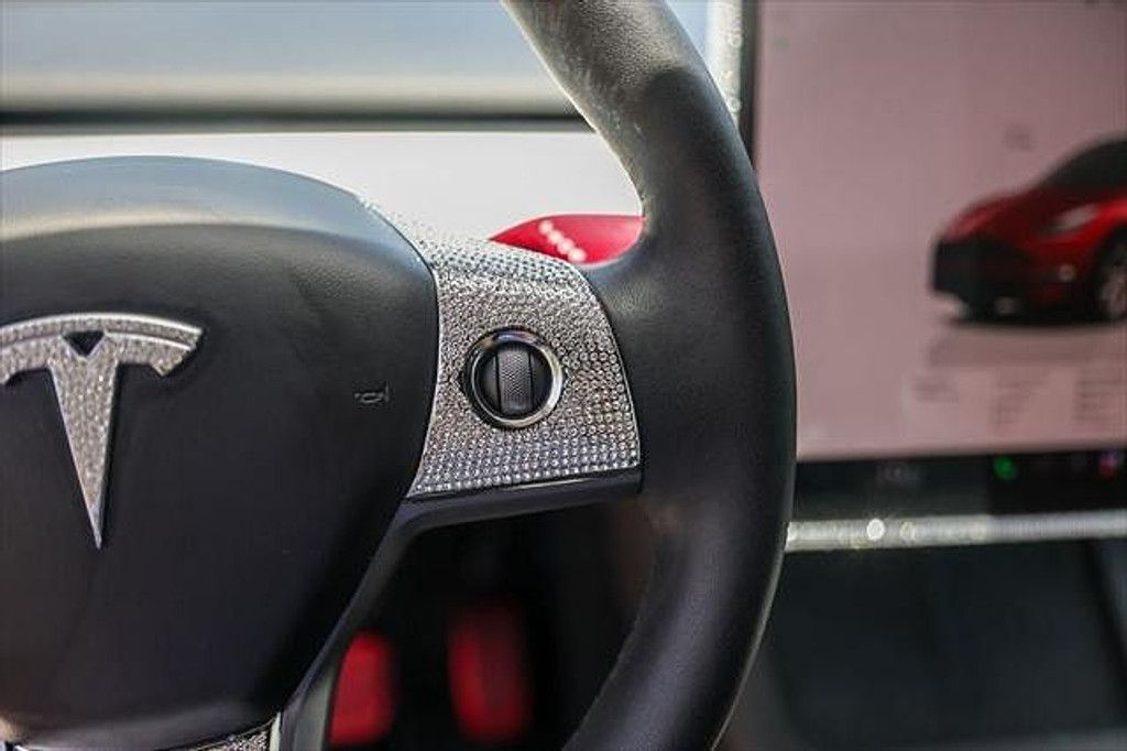 2023 TESLA Model Y - photo 12