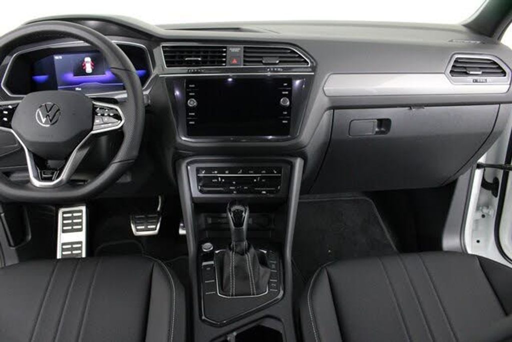 2023 VOLKSWAGEN Tiguan - photo 28