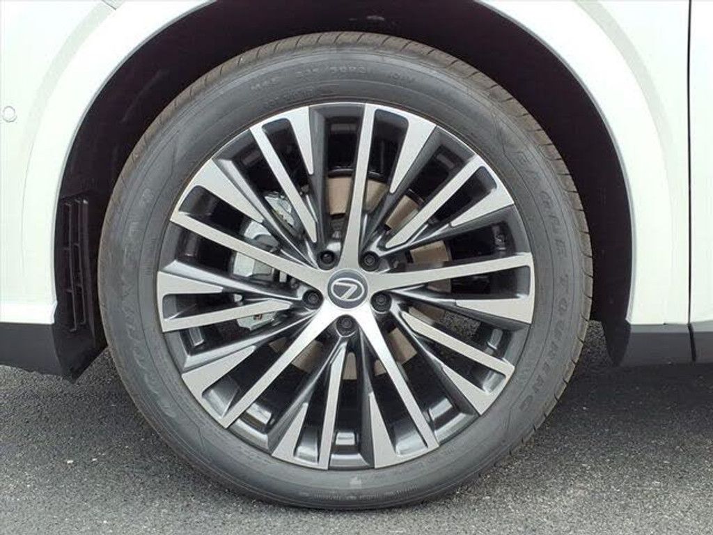 2026 LEXUS RX - photo 11
