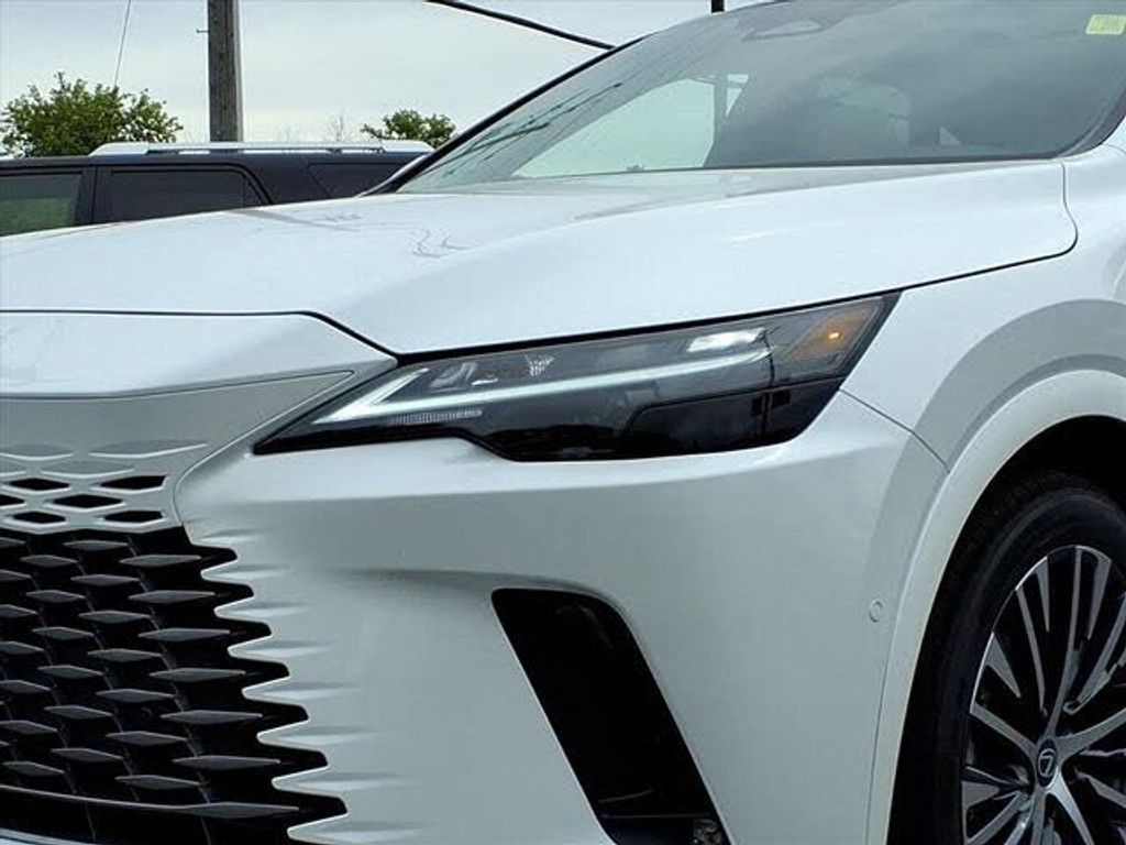 2026 LEXUS RX - photo 13