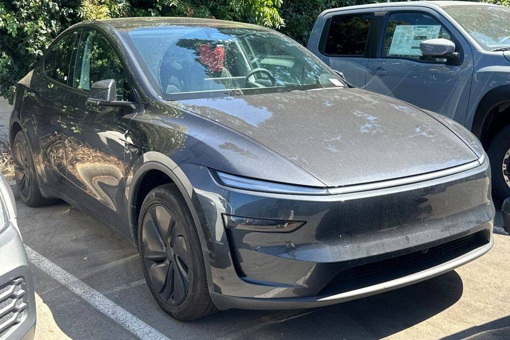 2026 Tesla Model Y Long Range