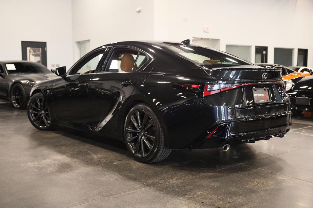 2025 LEXUS IS - photo 8