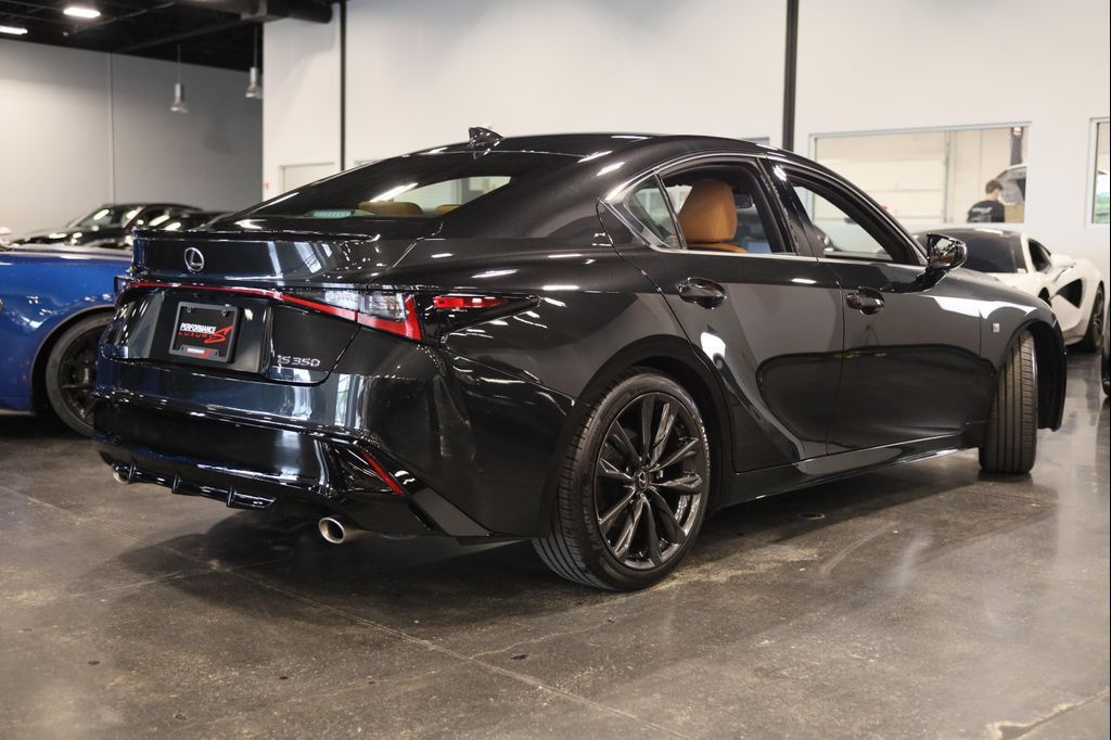 2025 LEXUS IS - photo 12