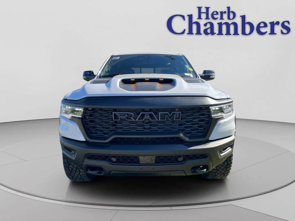 2026 RAM 1500 - photo 2