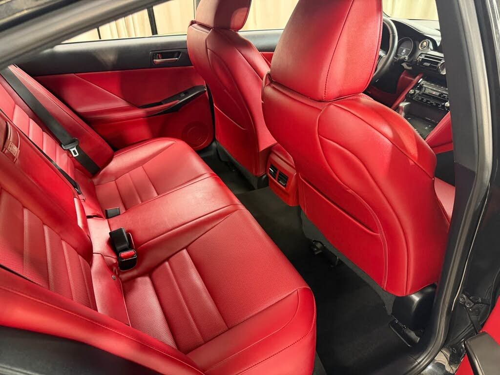 2024 LEXUS IS - photo 7