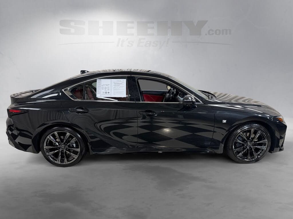 2024 LEXUS IS - photo 10