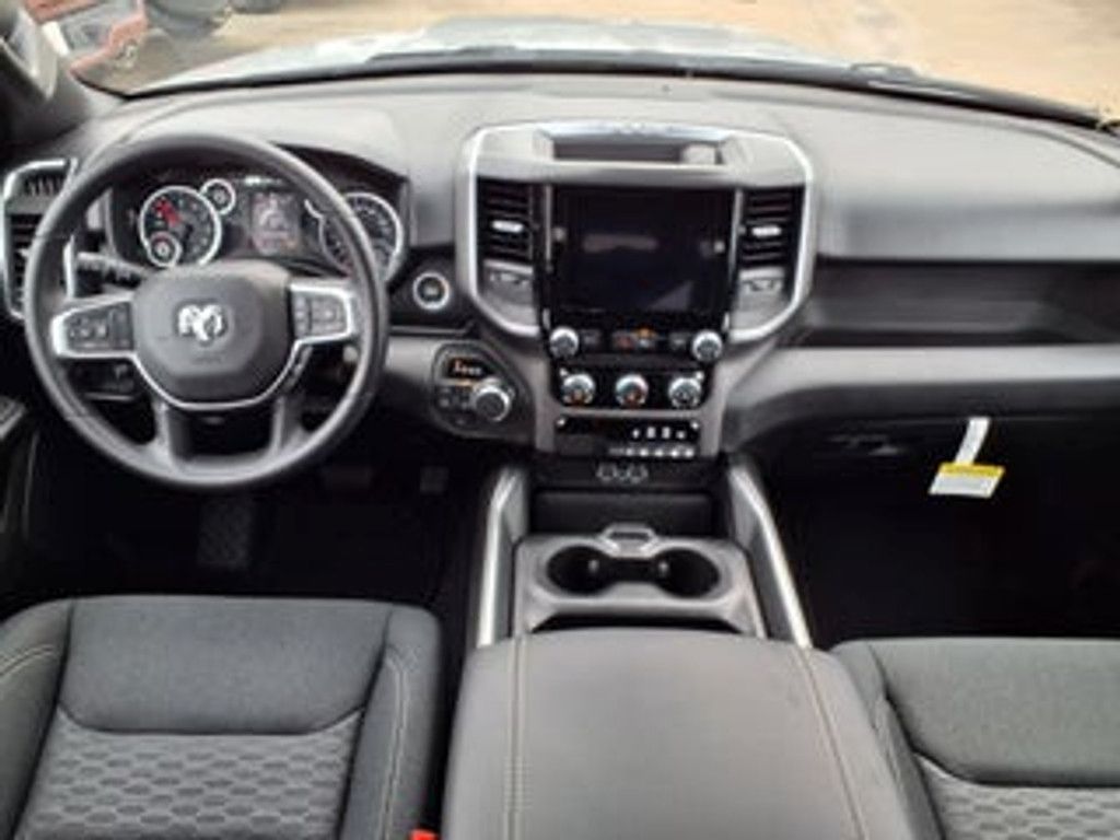 2026 RAM 1500 - photo 7