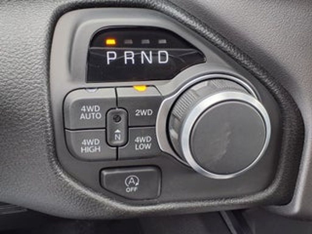 2026 RAM 1500 - photo 9