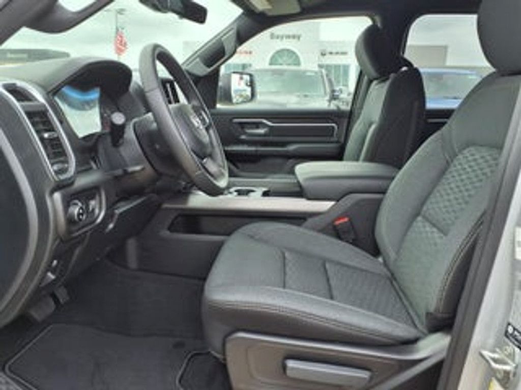 2026 RAM 1500 - photo 16