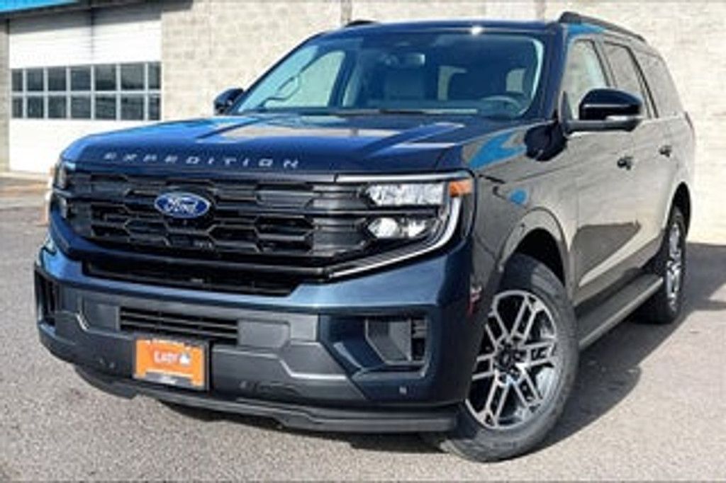 2027 Ford Expedition Active