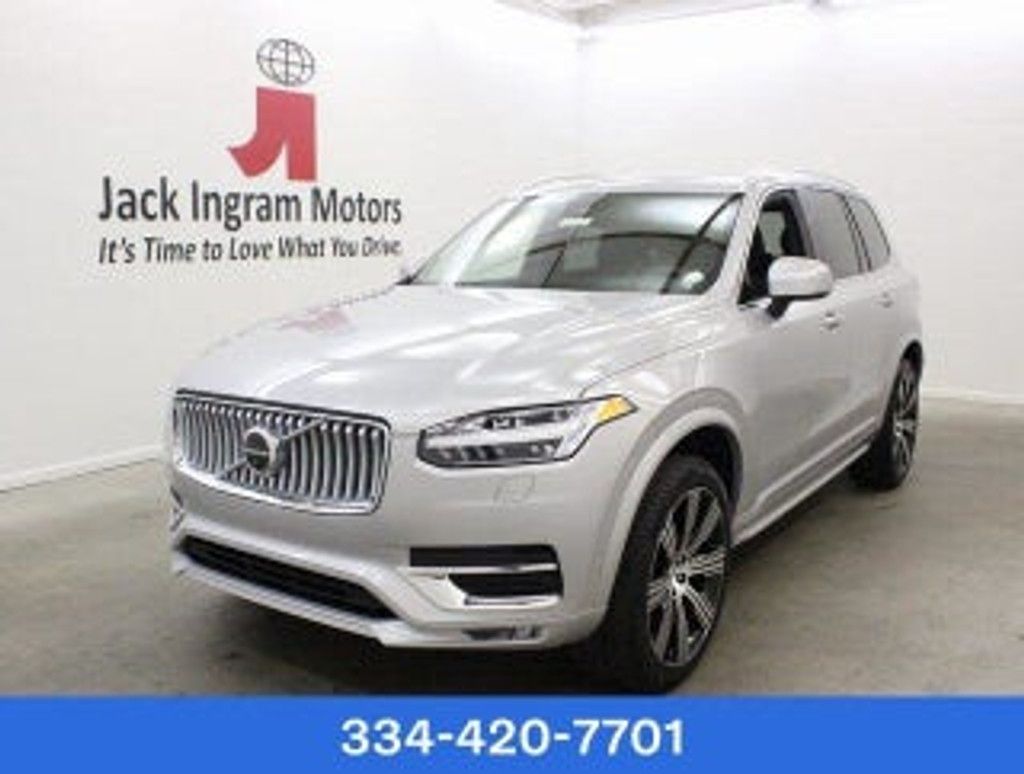 2025 Volvo XC90 Core