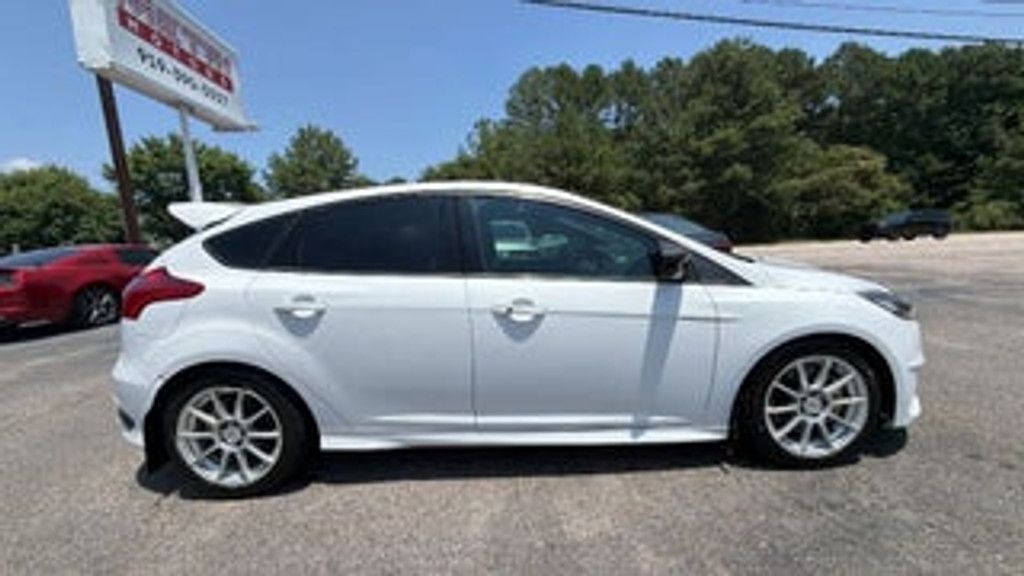 2018 FORD Focus - photo 2