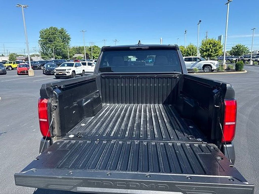 2024 TOYOTA Tacoma - photo 10
