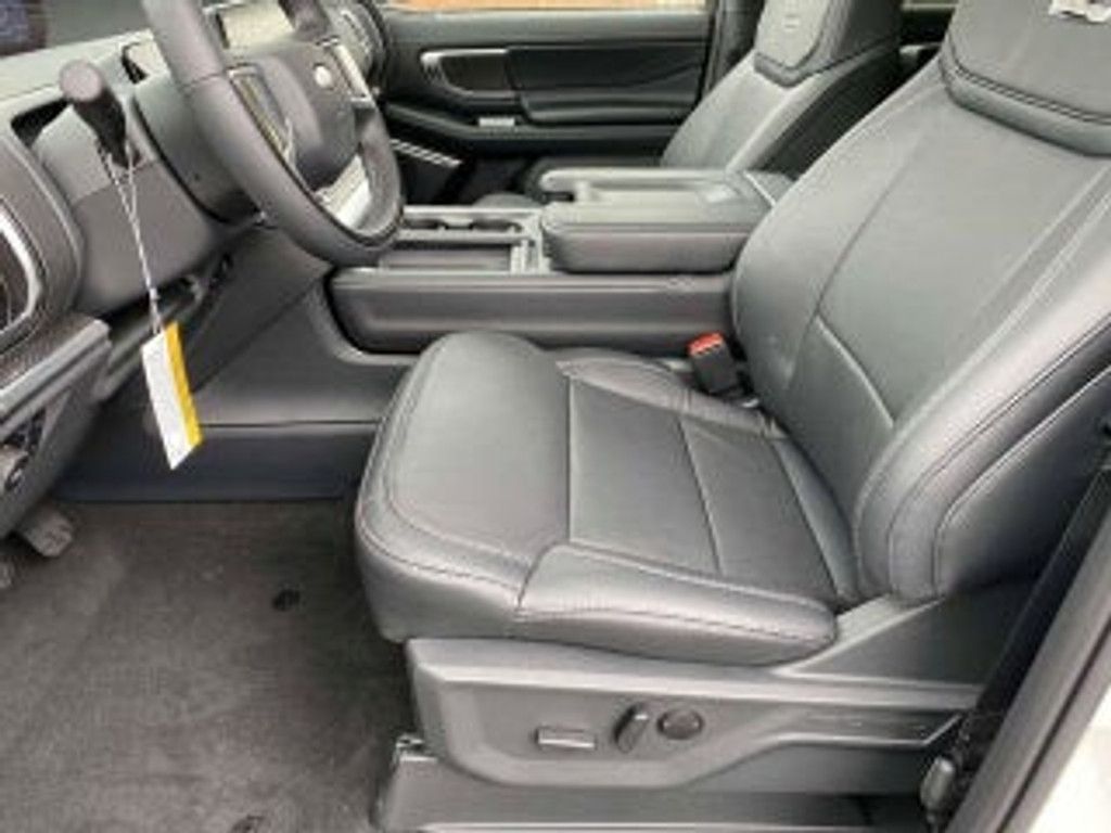 2027 FORD Expedition MAX - photo 12