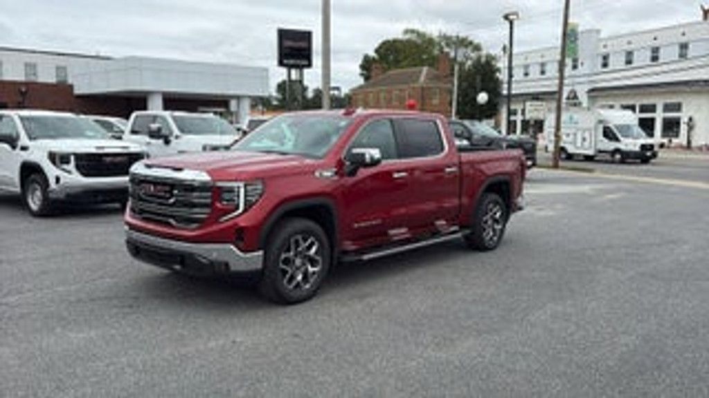 2026 GMC Sierra SLT