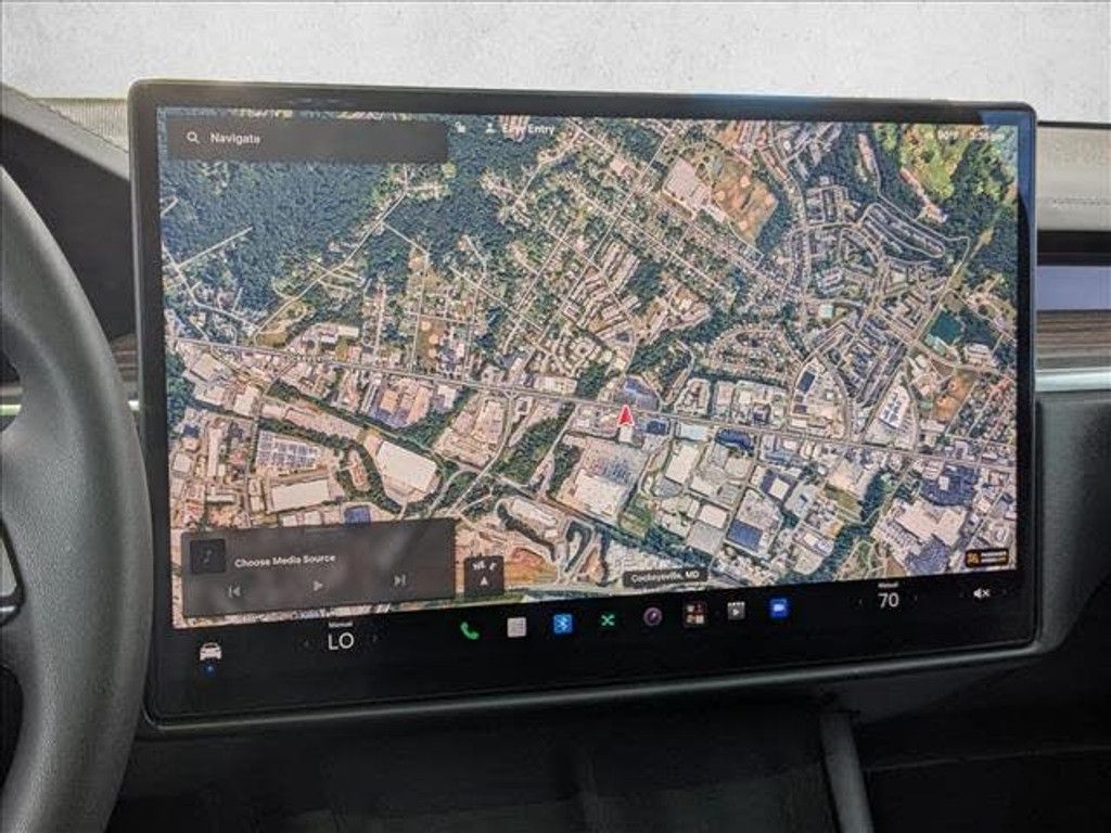 2022 TESLA Model X - photo 15