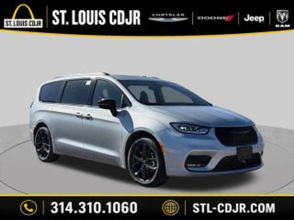 2027 Chrysler Pacifica Limited