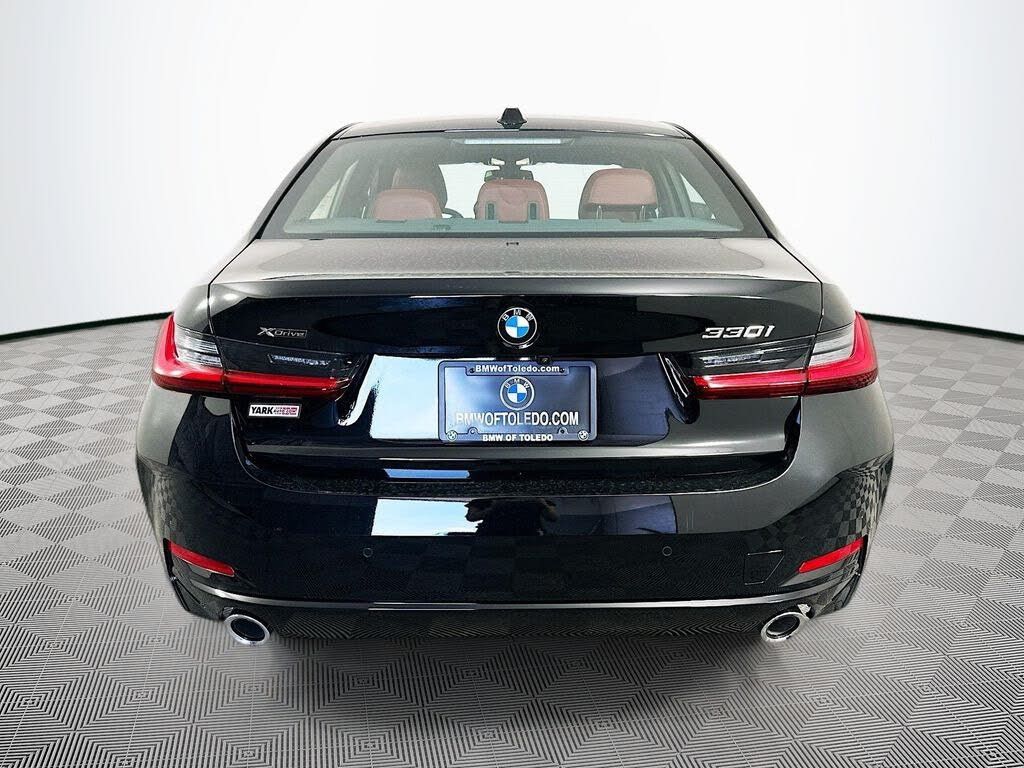 2026 BMW 330i - photo 16
