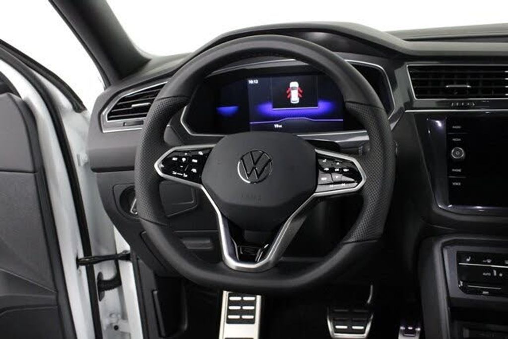 2023 VOLKSWAGEN Tiguan - photo 4