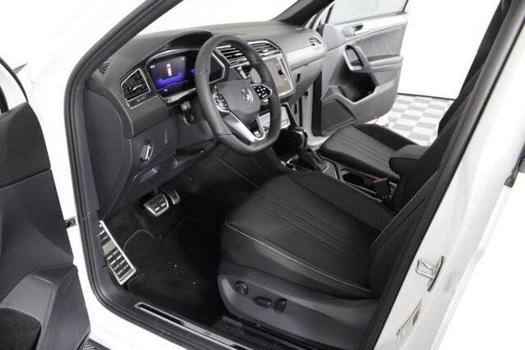 2023 VOLKSWAGEN Tiguan - photo 31