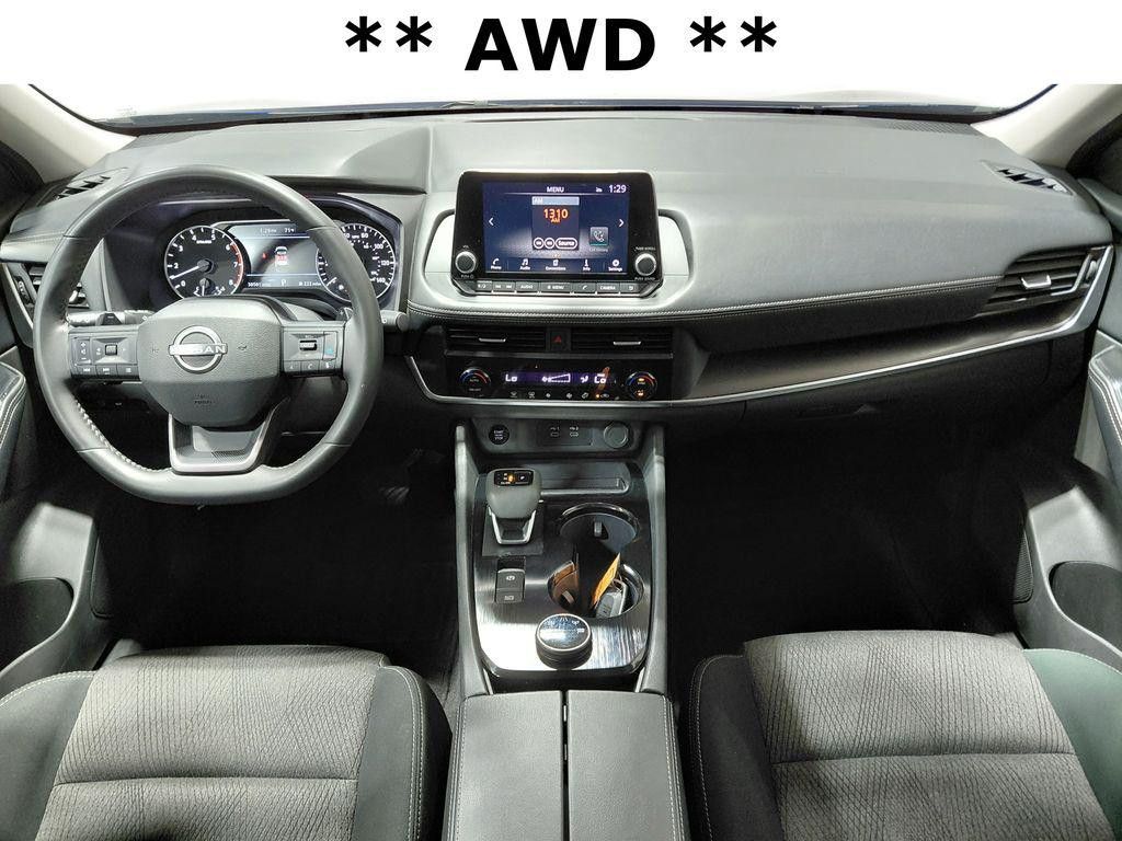 2025 NISSAN Rogue - photo 6