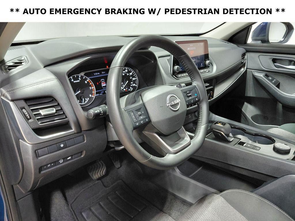 2025 NISSAN Rogue - photo 10